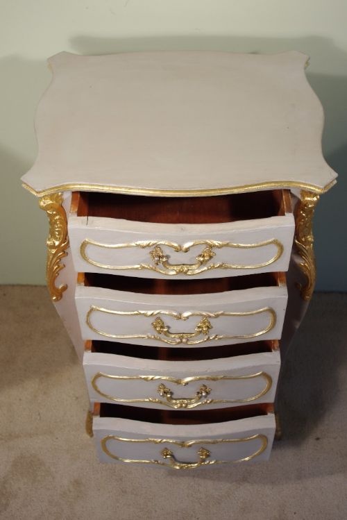 PAIR OF FRENCH PAINTED AND PARCELGILT BEDSIDE CABINETS - ADDITIONAL PHOTO 8