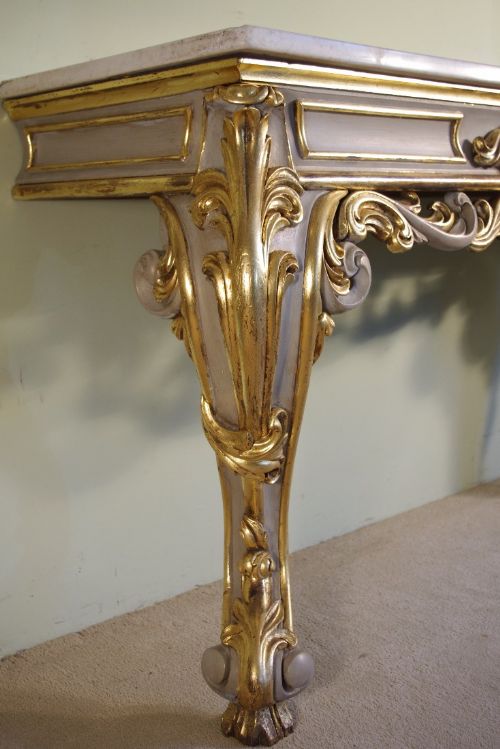 PAINTED AND PARCELGILT CONSOLE TABLE WITH MARBLE TOP - ADDITIONAL PHOTO 7