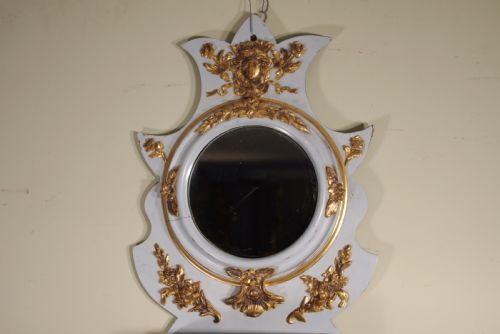 DECORATIVE WALL MIRROR WITH PLANTER - ADDITIONAL PHOTO 1