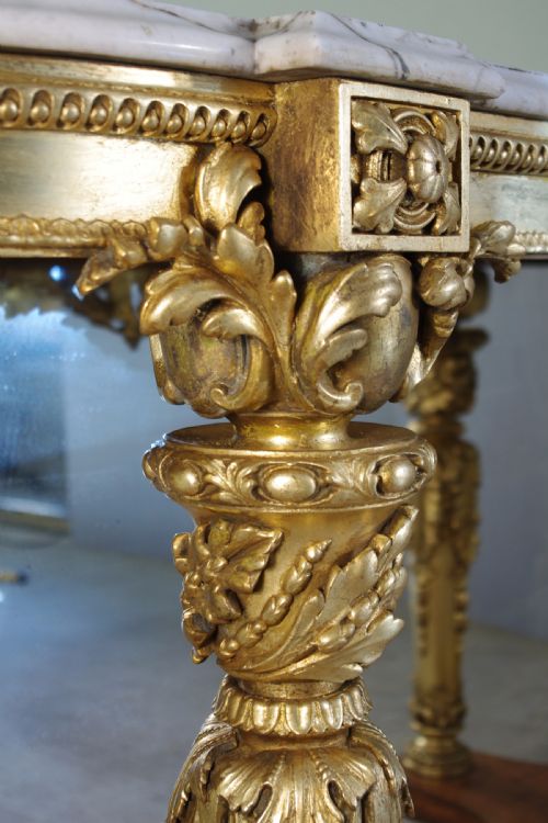 19TH CENTURY ENGLISH GILT CONSOLE TABLE WITH MARBLE TOP - ADDITIONAL PHOTO 7