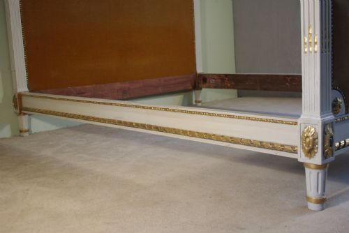 FRENCH LOUIS XVI STYLE PAINTED AND PARCELGILT 5FT DOUBLEKING SIZE BED - ADDITIONAL PHOTO 5