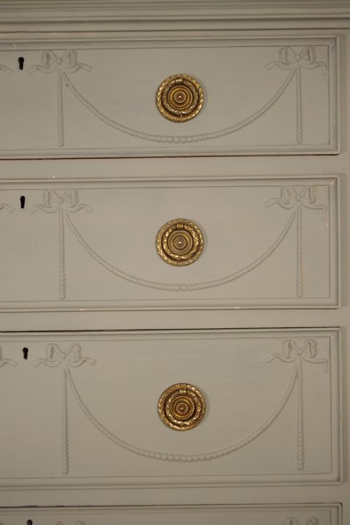 PAINTED TALL SIX DRAWER CHEST - ADDITIONAL PHOTO 4