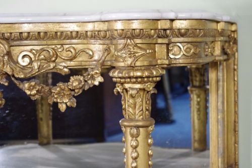 19TH CENTURY GILT CONSOLE TABLE WITH MARBLE TOP - ADDITIONAL PHOTO 6