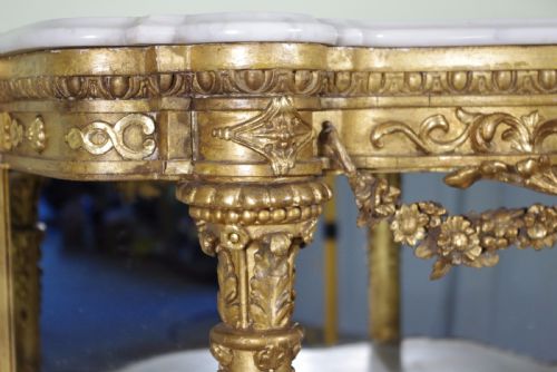 19TH CENTURY GILT CONSOLE TABLE WITH MARBLE TOP - ADDITIONAL PHOTO 9