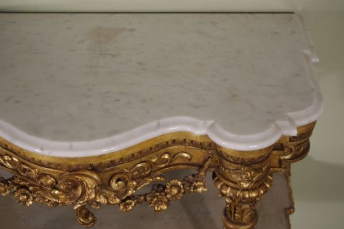 19TH CENTURY GILT CONSOLE TABLE WITH MARBLE TOP - ADDITIONAL PHOTO 10