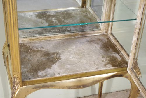 FRENCH GILT VITRINEDISPLAY CABINET - ADDITIONAL PHOTO 10