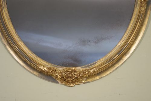 ENGLISH VICTORIAN GILT OVAL WALLOVERMANTLE MIRROR - ADDITIONAL PHOTO 3