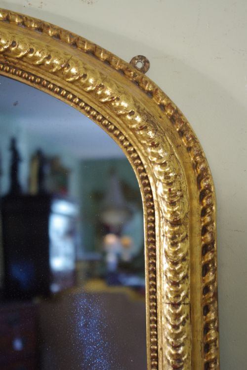 ENGLISH VICTORIAN GILT LARGE ARCH TOP OVERMANTLE MIRROR - ADDITIONAL PHOTO 5