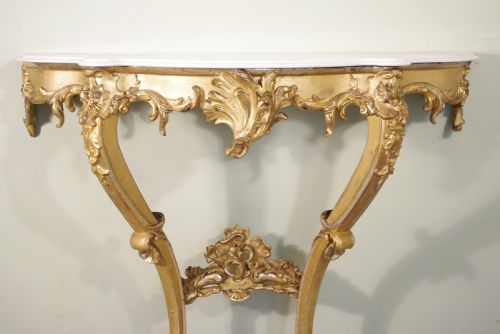 19TH CENTURY FRENCH GILT CONSOLE TABLE WITH MARBLE TOP - ADDITIONAL PHOTO 3
