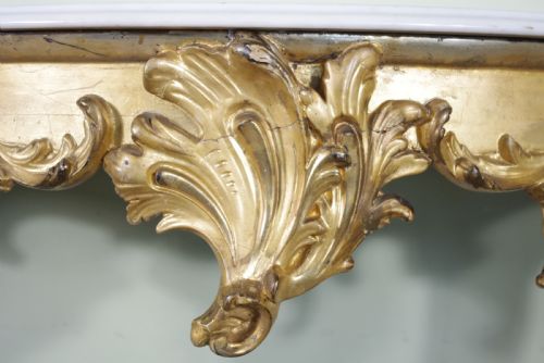 19TH CENTURY FRENCH GILT CONSOLE TABLE WITH MARBLE TOP - ADDITIONAL PHOTO 9