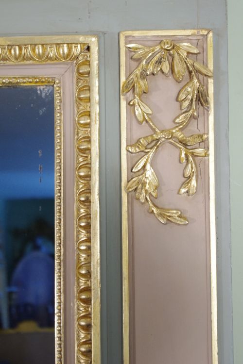 FRENCH PAINTED AND PARCELGILT LARGE TRUMEAUOVERMANTLE MIRROR - ADDITIONAL PHOTO 7
