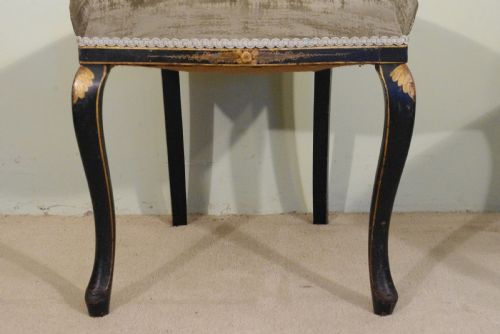 SET OF FOUR BLACK LACQUER AND GILT CHINOISERIE CHAIRS - ADDITIONAL PHOTO 13