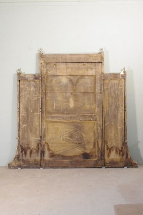 ENGLISH VICTORIAN PAINTED AND PARCELGILT LARGE OVERMANTLE MIRROR - ADDITIONAL PHOTO 11