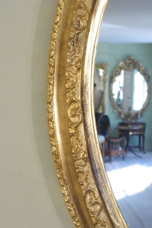 ENGLISH VICTORIAN GILT VERY LARGE OVAL OVERMANTLEWALL MIRROR - ADDITIONAL PHOTO 4