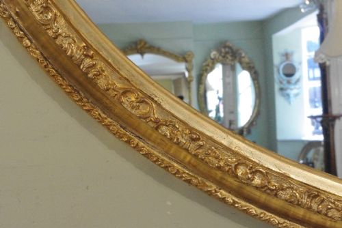 ENGLISH VICTORIAN GILT VERY LARGE OVAL OVERMANTLEWALL MIRROR - ADDITIONAL PHOTO 5