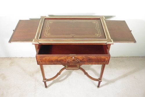 EDWARDIAN BRASS INLAID MAHOGANY DRINKSTEASERVING TABLE - ADDITIONAL PHOTO 22