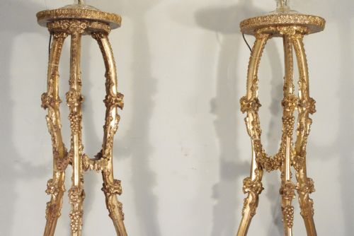 STUNNING PAIR OF CRYSTAL CANDELABRA LIGHTS ON GILT TORCHERES - ADDITIONAL PHOTO 3
