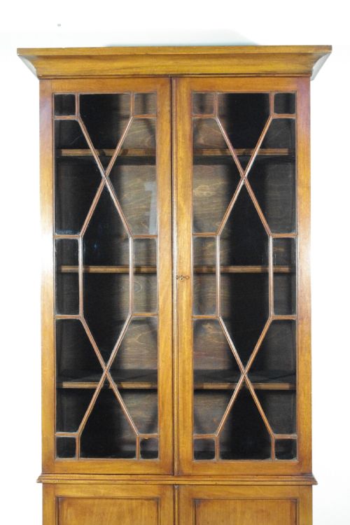SMALL EDWARDIAN MAHOGANY BOOKCASE - ADDITIONAL PHOTO 2