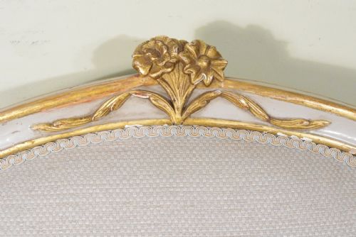 FRENCH LOUIS XV STYLE PAINTED AND PARCELGILT TWO SEATER SOFA - ADDITIONAL PHOTO 6