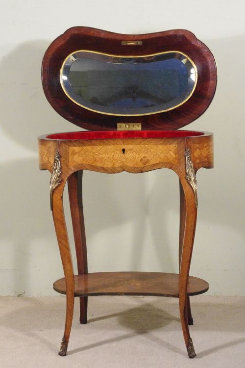 FRENCH ORMOLU MOUNTED KINGWOOD WORKOCCASIONAL TABLE WITH PARQUETRY AND MARQUETRY INLAY - ADDITIONAL PHOTO 7