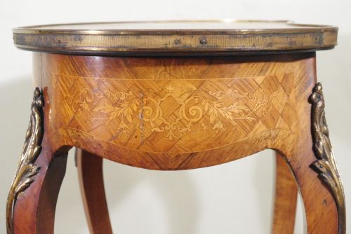 FRENCH ORMOLU MOUNTED KINGWOOD WORKOCCASIONAL TABLE WITH PARQUETRY AND MARQUETRY INLAY - ADDITIONAL PHOTO 17