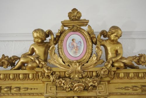 VICTORIAN GILT LARGE OVERMANTLE MIRROR WITH 'PUTTO' CRESTING - ADDITIONAL PHOTO 3