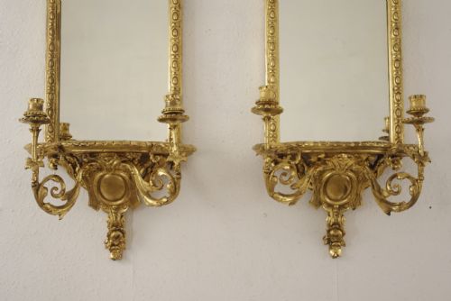PAIR OF VICTORIAN GILT GIRANDOLES WITH BRACKETS - ADDITIONAL PHOTO 2