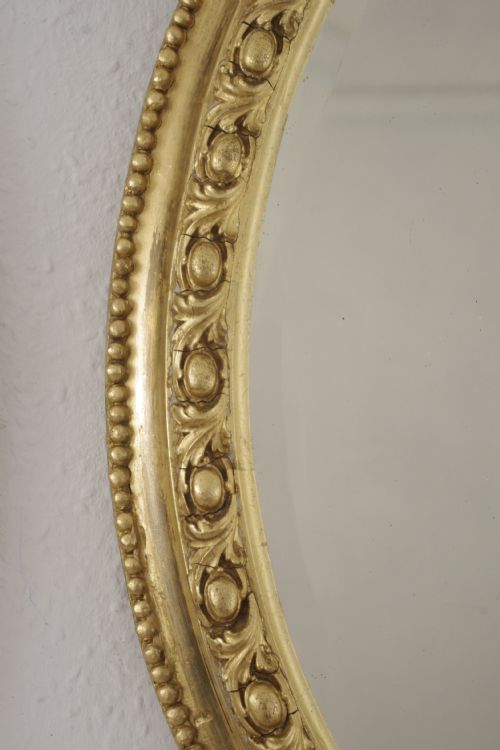 PAIR OF VICTORIAN GILT OVAL GIRANDOLE MIRRORS WITH PUTTO CRESTING - ADDITIONAL PHOTO 8
