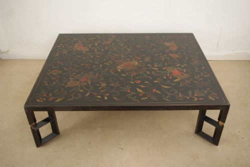 CHINESE BLACK LACQUER AND PARCELGILT LARGE LOW TABLECOFFEE TABLE - ADDITIONAL PHOTO 3