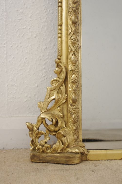 VICTORIAN GILT ARCH TOP OVERMANTLE MIRROR WITH PRINCE OF WALES' FEATHERS - ADDITIONAL PHOTO 5