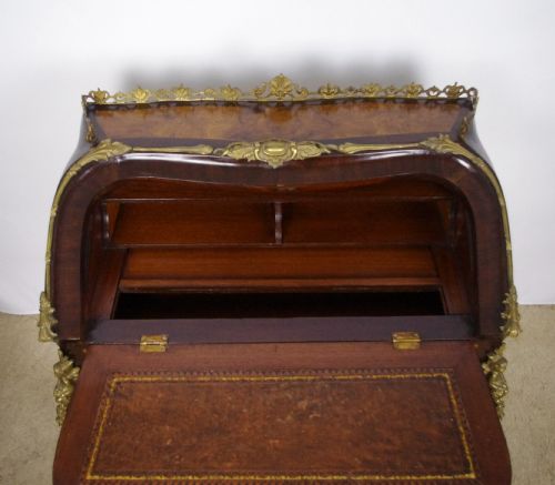 FRENCH LOUIS XV STYLE BUREAU DE DAME WITH GILT METAL MOUNTS - ADDITIONAL PHOTO 18
