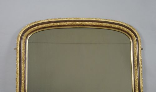 VICTORIAN SIMULATED WOOD AND PARCELGILT ARCH TOP OVERMANTLE MIRROR - ADDITIONAL PHOTO 1