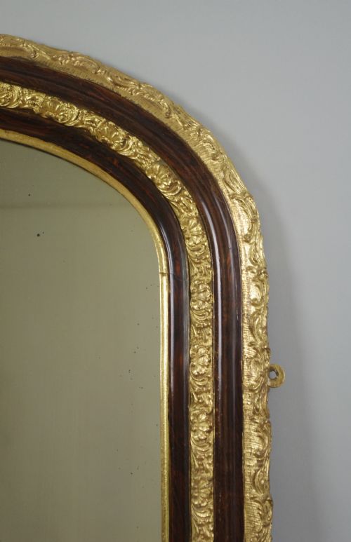 VICTORIAN SIMULATED WOOD AND PARCELGILT ARCH TOP OVERMANTLE MIRROR - ADDITIONAL PHOTO 3