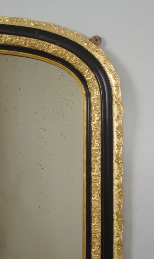 VICTORIAN EBONISED AND PARCELGILT ARCH TOP OVERMANTLE MIRROR - ADDITIONAL PHOTO 3