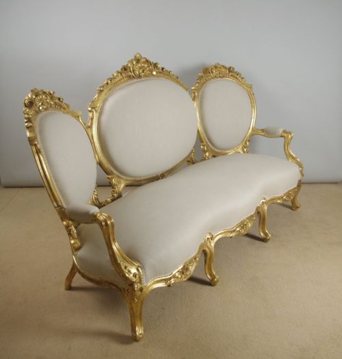 19TH CENTURY FRENCH GILT WOOD LOUIS XV STYLE SOFA - ADDITIONAL PHOTO 3