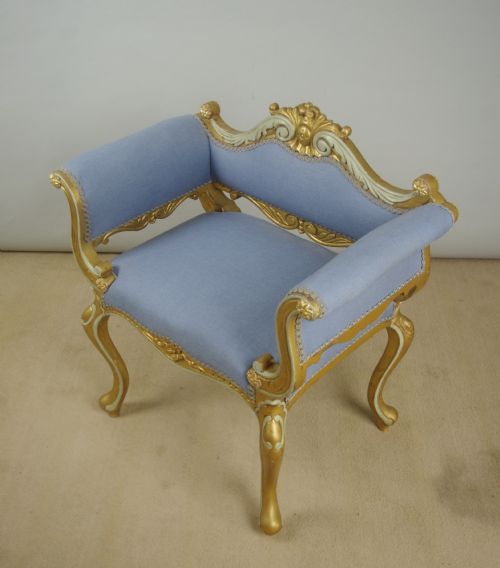 19TH CENTURY FRENCH GILT OCCASIONAL CHAIR WITH SCROLL ARMS - ADDITIONAL PHOTO 16