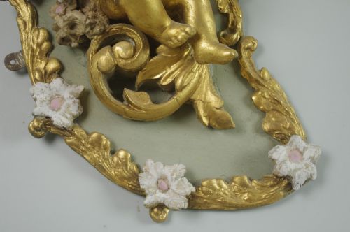 PAIR OF 19TH CENTURY FRENCH GILT PUTTI WALL LIGHTS - ADDITIONAL PHOTO 7