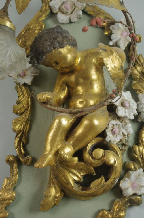 PAIR OF 19TH CENTURY FRENCH GILT PUTTI WALL LIGHTS - ADDITIONAL PHOTO 4