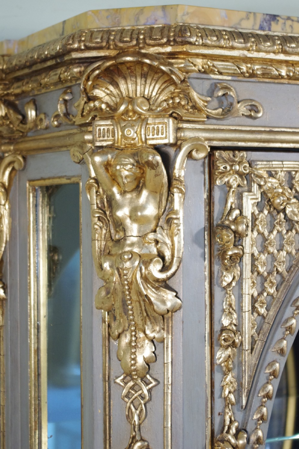 French Painted and Parcel-Gilt Vitrine with Marble Top View X