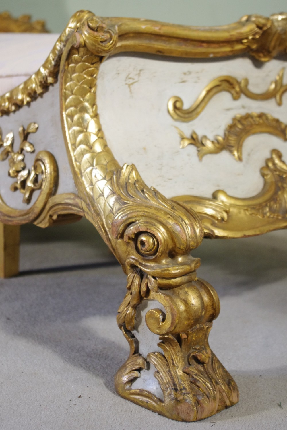 19th Century Gilt Chaise Longue Day Bed View IX