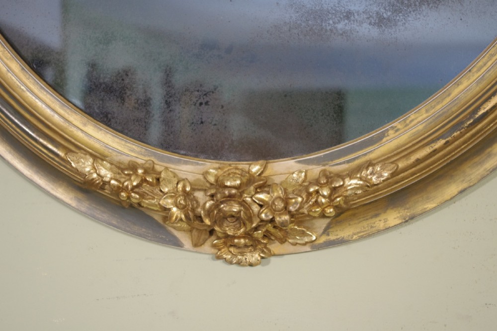 English Victorian Gilt Oval Wall/Overmantle Mirror View VI