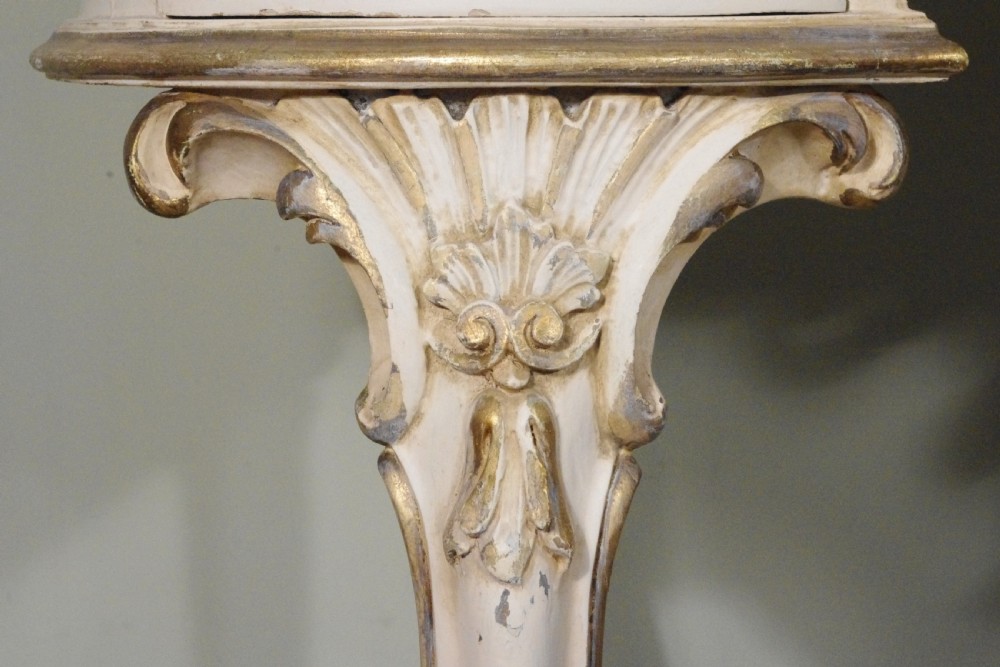 1920's French Painted and Parcel-Gilt Dressing Table View X