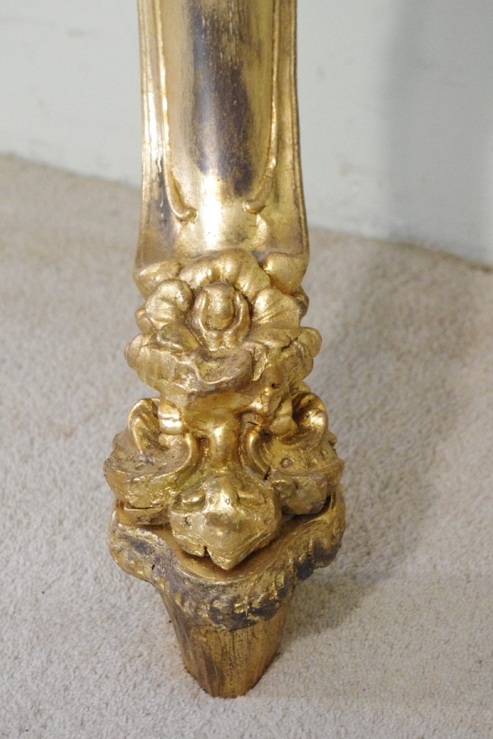 19th Century English Gilt Console Table with Marble Top View XVI