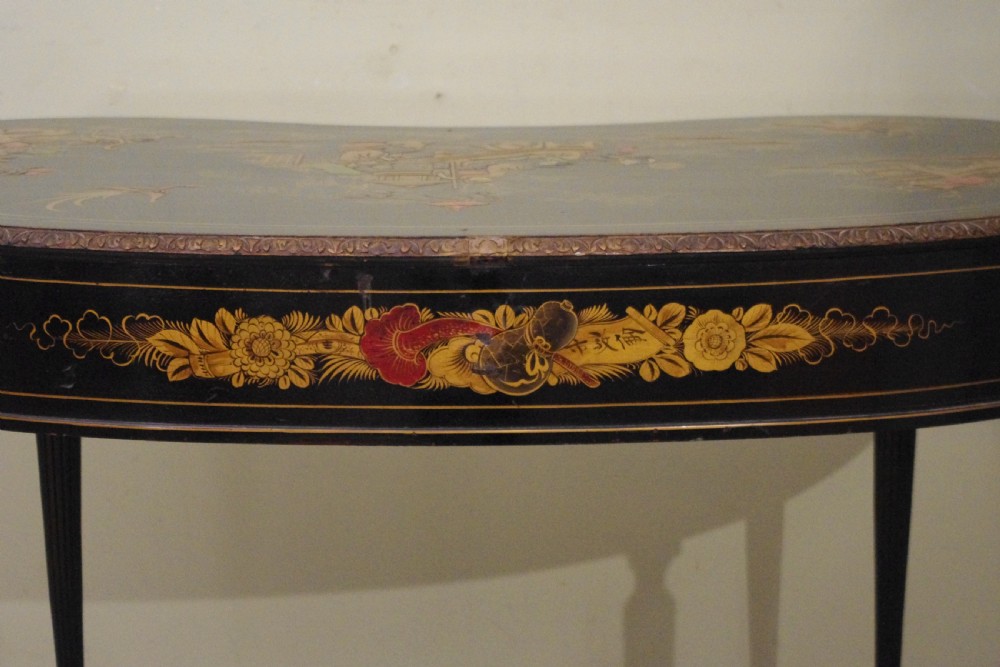 Black Lacquer and Gilt Chinoiserie Kidney- Shaped Writing/ Dressing Table Desk View XX