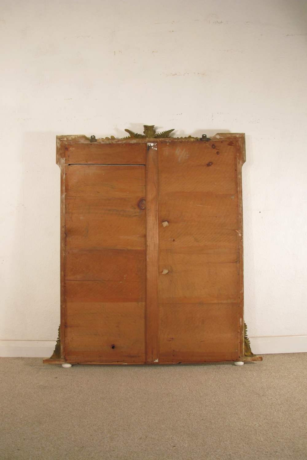 Victorian Gilt Large Overmantle Mirror with 'Fern' Decoration View IX