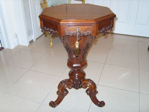 Rose Wood Trumpet Shape Work Box