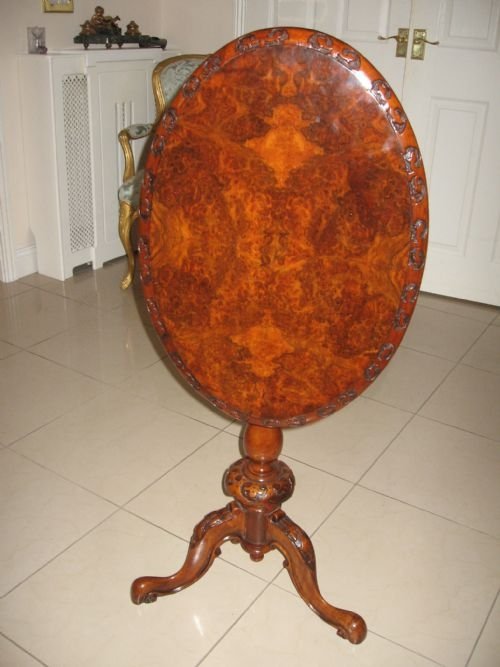 Burr Walnut Oval Occasionsl Table