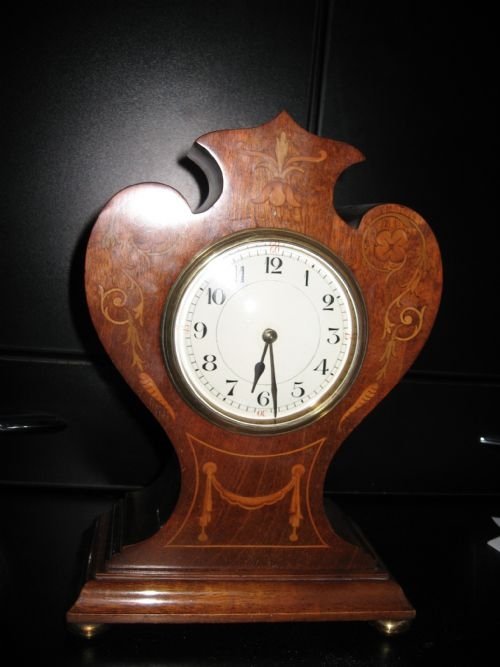 Mantle Clock
