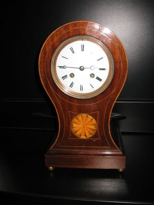 Mantle Clock