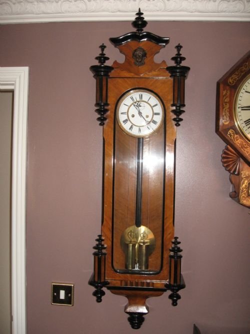 Doudle Weight Vienna Wall Clock